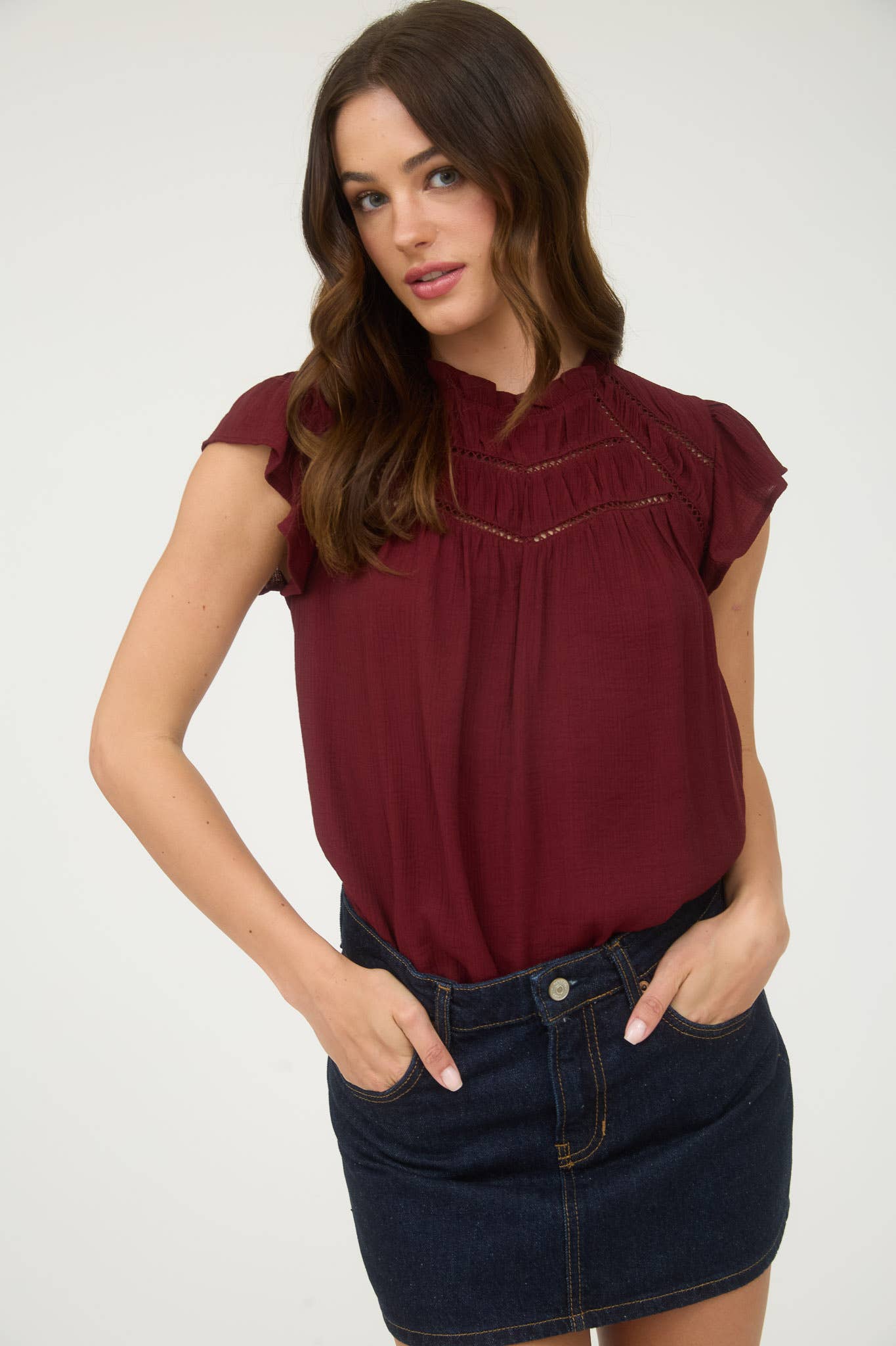 Lace Trim Ruffled Short Sleeves Blouse