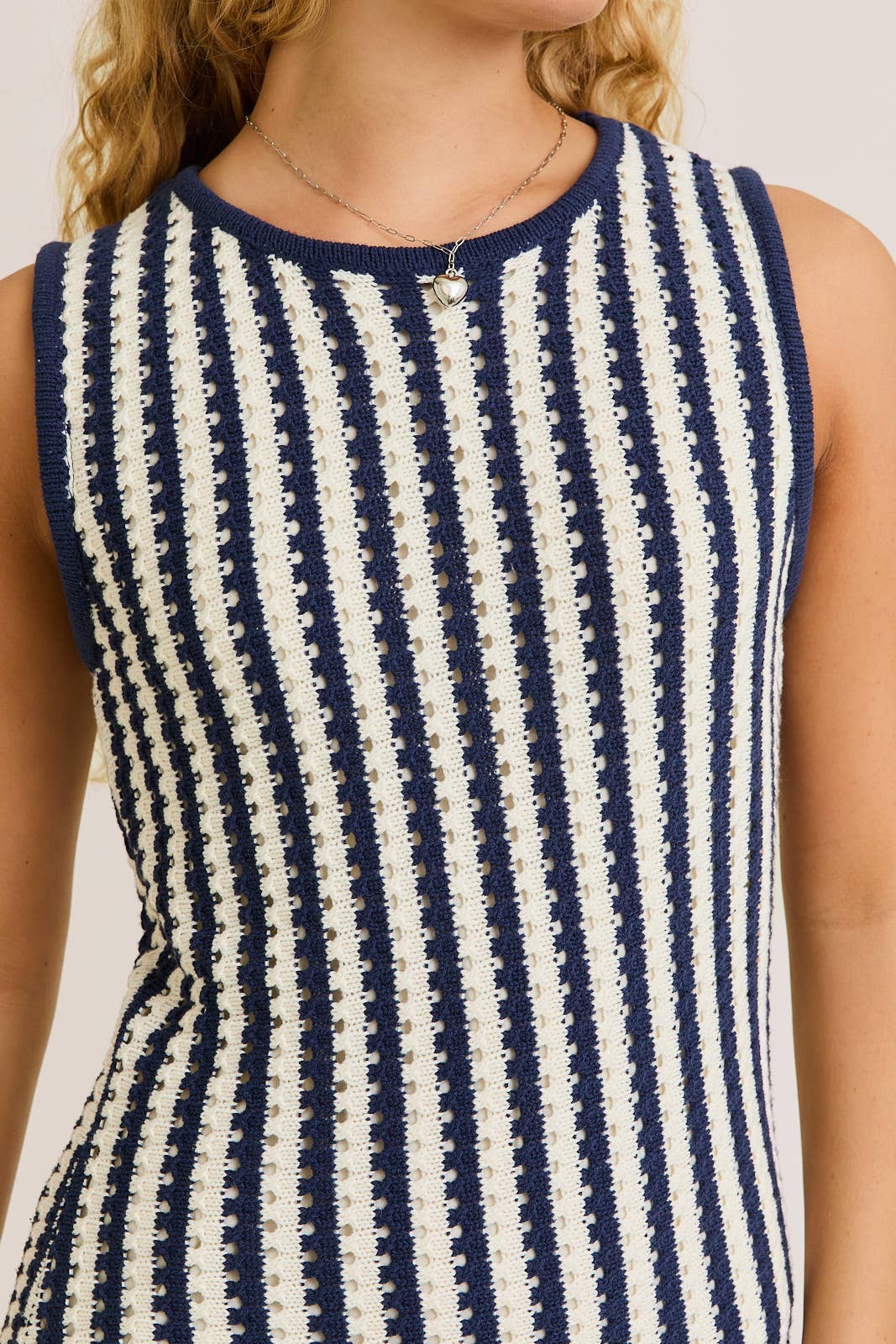Round Neck Sleeveless Sweater Dress