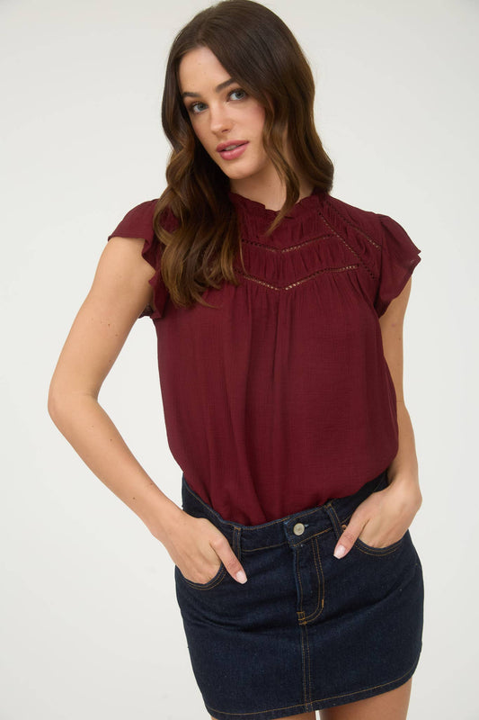 Lace Trim Ruffled Short Sleeves Blouse
