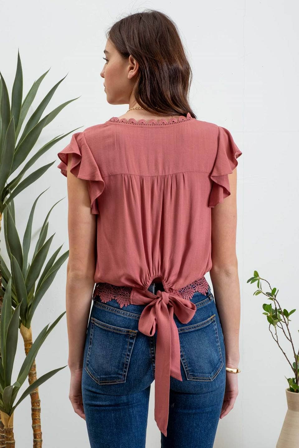 Mauve Scalloped Lace Trim Tie Back Crop Top
